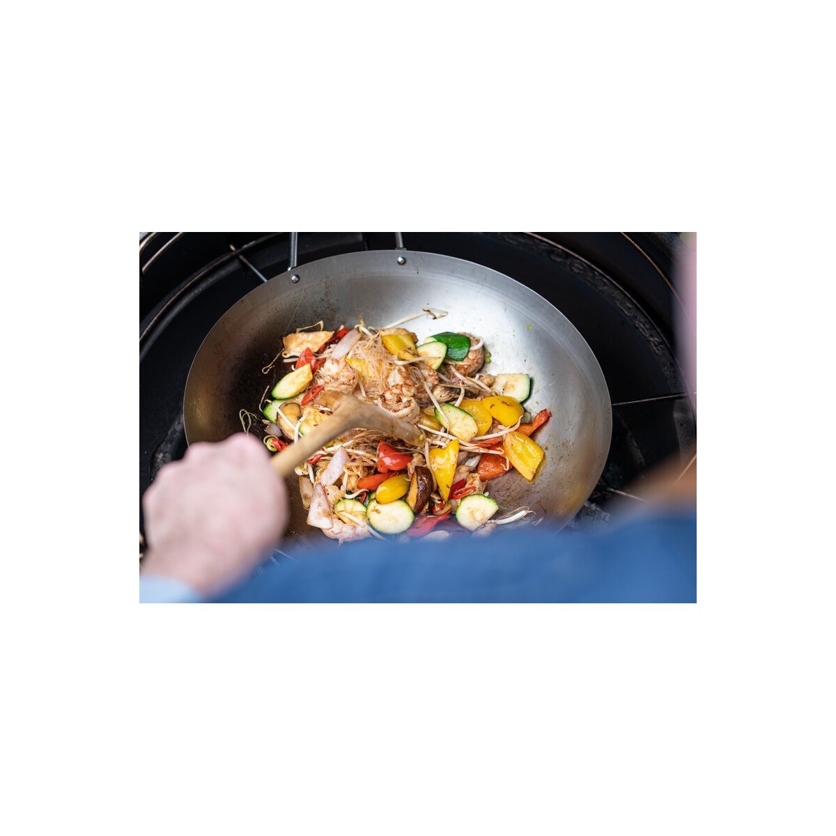 Wok panvica z uhlíkovej ocele s bambusovou varechou pre L, XL, 2XL